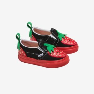 VANS strawberry slip on toddler girl